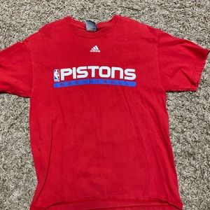 Pistons t-shirt